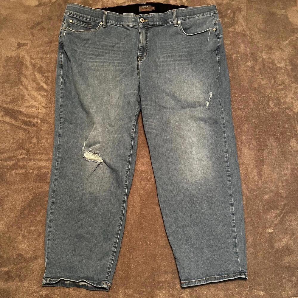 Torrid Bombshell Straight Jeans Premium Stretch 30R Distressed Style